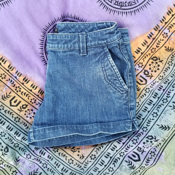 New York & Company jean shorts - Picture 3 of 3